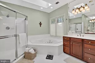 5807 Grosvenor Ln, Bethesda, MD 20814 - Photo 33