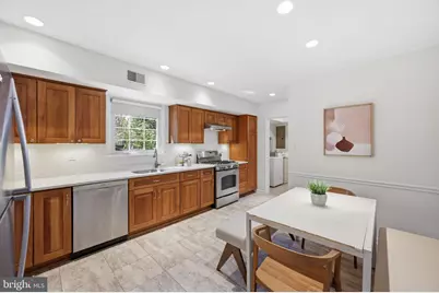 11708 Rosalinda Drive, Potomac, MD 20854 - Photo 7