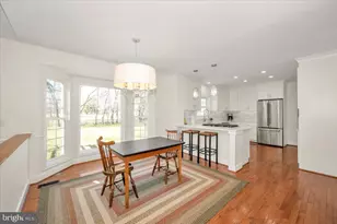 19716 Selby Ave, Poolesville, MD 20837 - Photo 23