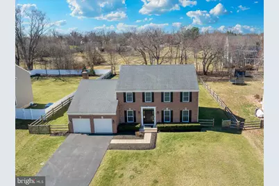 19716 Selby Avenue, Poolesville, MD 20837 - Photo 3