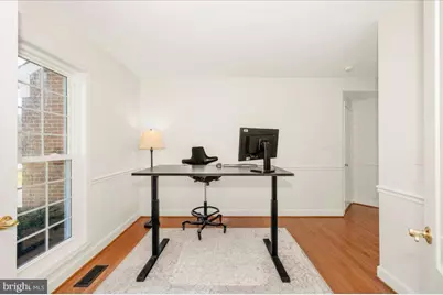 19716 Selby Avenue, Poolesville, MD 20837 - Photo 9