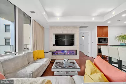 6820 Wisconsin Avenue #4006, Bethesda, MD 20815 - Photo 5