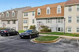 13 Pickering Ct, Germantown, MD 20874 - Photo 5