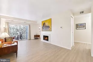 13 Pickering Ct, Germantown, MD 20874 - Photo 11