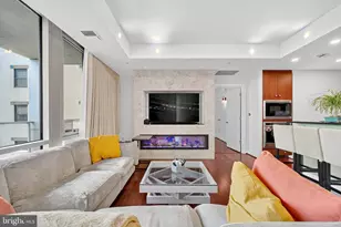 6820 Wisconsin Ave, Bethesda, MD 20815 - Photo 5