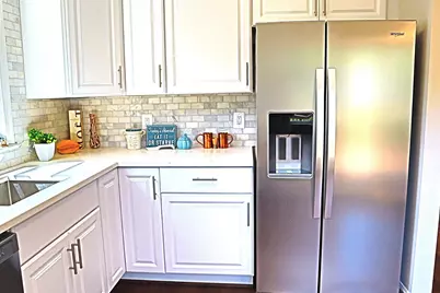 711 Woodburn Road, Rockville, MD 20851 - Photo 9