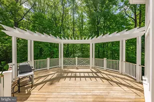 7109 Deer Crossing Ct, Bethesda, MD 20817 - Photo 3