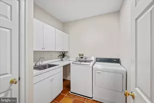 7109 Deer Crossing Ct, Bethesda, MD 20817 - Photo 19
