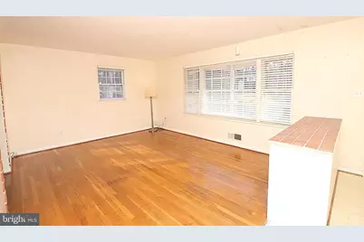 13404 Dowlais Drive, Rockville, MD 20853 - Photo 7