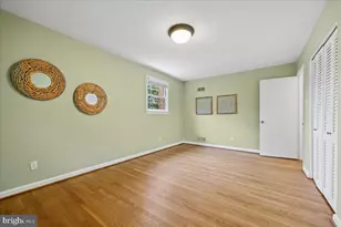 9909 Ashburton Ln, Bethesda, MD 20817 - Photo 25
