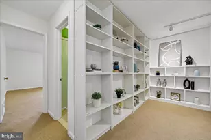 9909 Ashburton Ln, Bethesda, MD 20817 - Photo 31