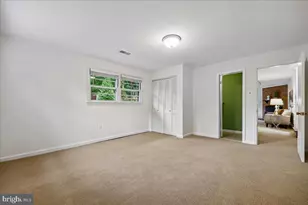 9909 Ashburton Ln, Bethesda, MD 20817 - Photo 35