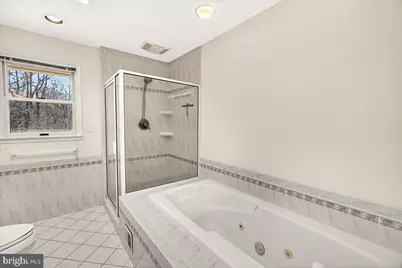 19005 Plummer Drive, Germantown, MD 20876 - Photo 27