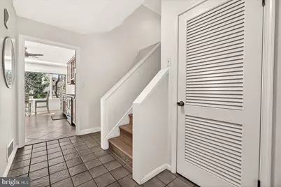 19005 Plummer Drive, Germantown, MD 20876 - Photo 9