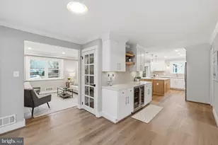 4218 Brookfield Dr, Kensington, MD 20895 - Photo 5