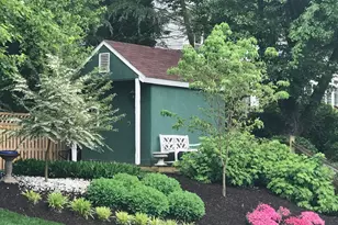 14516 Whirlaway Ln, North Potomac, MD 20878 - Photo 11