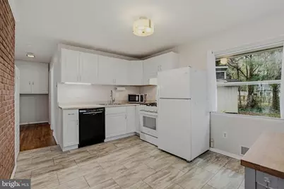 5723 Wainwright Avenue, Rockville, MD 20851 - Photo 11