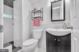 1 Bethayres Ct, Derwood, MD 20855 - Photo 17