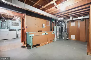 9403 Avenel Rd, Silver Spring, MD 20903 - Photo 29