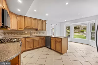 7425 Royal Dominion Drive, Bethesda, MD 20817 - Photo 15