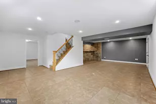 7425 Royal Dominion Dr, Bethesda, MD 20817 - Photo 29