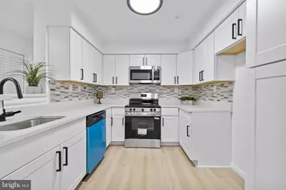 18512 Boysenberry Drive #126, Gaithersburg, MD 20879 - Photo 7