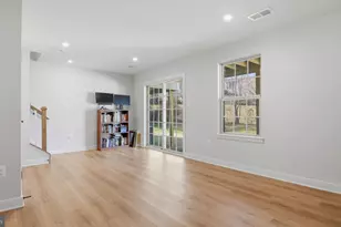 9640 Nature Trl, Montgomery Village, MD 20886 - Photo 43