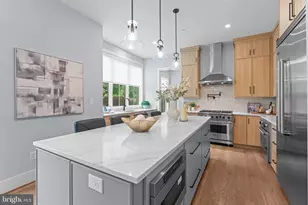 8104 Woodhaven Blvd, Bethesda, MD 20817 - Photo 29