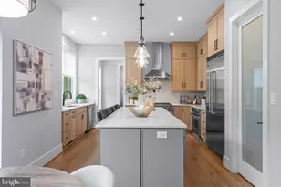 8104 Woodhaven Blvd, Bethesda, MD 20817 - Photo 31