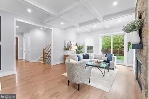 8104 Woodhaven Blvd, Bethesda, MD 20817 - Photo 17