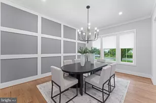 8104 Woodhaven Blvd, Bethesda, MD 20817 - Photo 7