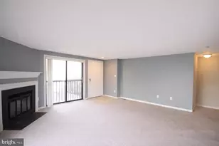 9836 Hellingly Pl, Montgomery Village, MD 20886 - Photo 5