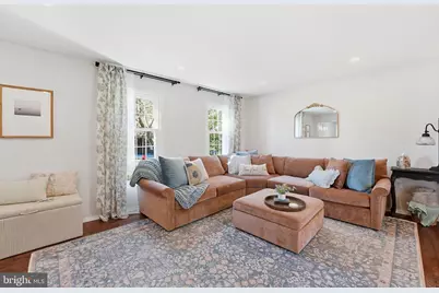 16905 Briardale Road, Derwood, MD 20855 - Photo 5