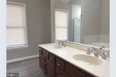 1018 Willowleaf Way, Rockville, MD 20854 - Photo 17