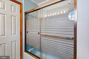 705 Marshall Manor Dr, Silver Spring, MD 20905 - Photo 33