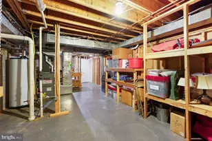 10 Meyer Point Ct, Potomac, MD 20854 - Photo 51
