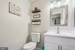 5804 Inman Park Cir, North Bethesda, MD 20852 - Photo 37