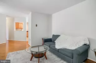 4242 East-West Hwy, Chevy Chase, MD 20815 - Photo 9