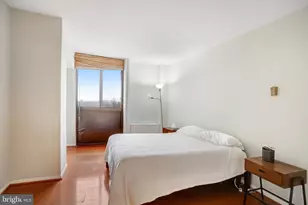 4242 East-West Hwy, Chevy Chase, MD 20815 - Photo 21