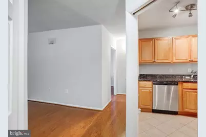 4242 E West Hwy #902, Chevy Chase, MD 20815 - Photo 13