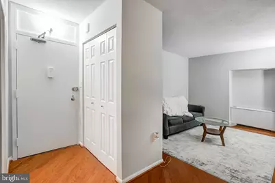 4242 E West Hwy #902, Chevy Chase, MD 20815 - Photo 9