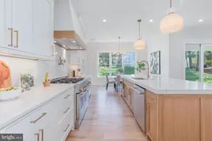 9613 Old Spring Rd, Kensington, MD 20895 - Photo 11