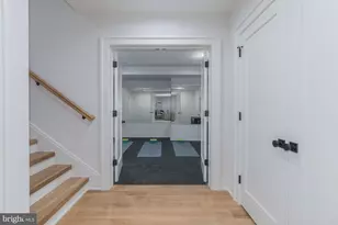 9613 Old Spring Rd, Kensington, MD 20895 - Photo 53