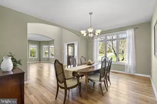 10421 Windsor View Dr, Potomac, MD 20854 - Photo 7