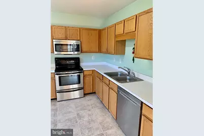 6149 Stonehenge Place, North Bethesda, MD 20852 - Photo 9