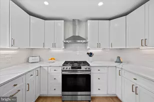 6700 Rannoch Rd, Bethesda, MD 20817 - Photo 13