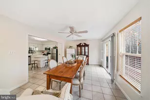 18749 Harmony Woods Ln, Germantown, MD 20874 - Photo 15