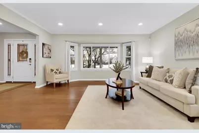 1701 Glastonberry Road, Potomac, MD 20854 - Photo 5