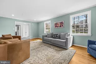 7917 Greentree Rd, Bethesda, MD 20817 - Photo 9