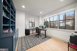 5102 Fairglen Ln, Chevy Chase, MD 20815 - Photo 17